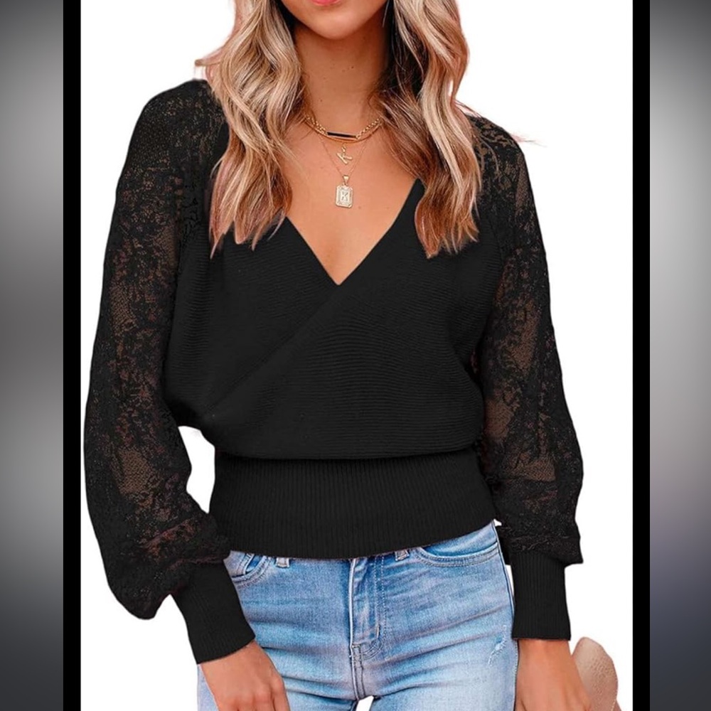 Dreamers Long Sleeve V Neck Lace Solid Color Ribbed Knit Pullover Sweater medium